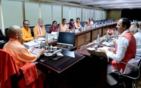 स्टूडेंट्स को टैबलेट, शिक्षामित्रों को डबल मानदेय: योगी कैबिनेट के 22 अहम फैसले