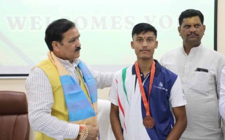 मंत्री टेटवाल ने ग्लोबल स्किल्स पार्क का भ्रमण कर प्रगतिरत कार्यों और योजनाओं की समीक्षा की
