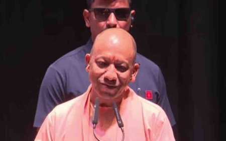 सीएम योगी, स्मार्टफोन की लत बनी बीमारी, हार्ट अटैक का बढ़ा खतरा