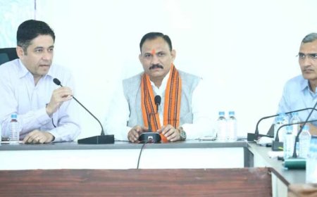 मातृ-शिशु स्वास्थ्य में बेहतर परिणामों हेतु दायित्वों का निष्ठापूर्वक निर्वहन करें – श्याम बिहारी जायसवाल