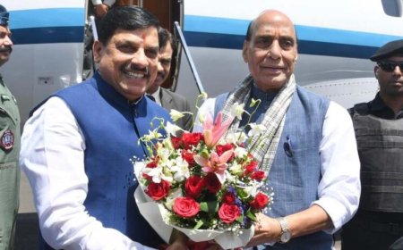 मुख्यमंत्री डॉ. यादव ने की केंद्रीय रक्षा मंत्री राजनाथ सिंह की आत्मीय अगवानी