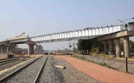 अनूपगंज रेलवे क्रॉसिंग पर बनेगा ओवरब्रिज, 41 करोड़ की पहली किस्त जारी