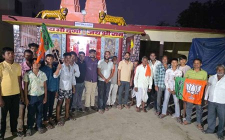 परसदा में भाजपा का स्थापना दिवस धूमधाम से मनाया गया, गांव-गांव बस्ती चलो अभियान के तहत व्यापक जनसंपर्क