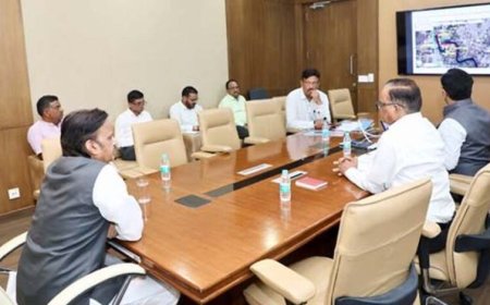 उप मुख्यमंत्री शुक्ल ने रीवा जिले में लोक निर्माण विभाग के आधारभूत संरचना विकास कार्यों की विस्तृत समीक्षा की