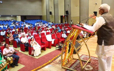 राज्य स्थापना दिवस समारोह, विविधता में एकता की शक्ति का उत्सव : राज्यपाल पटेल