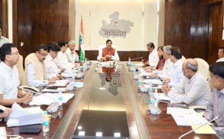 जनकल्याण के कामों में तेज़ी लायें, निरीक्षण करें, गांवों में करें रात्रि विश्राम : मुख्यमंत्री डॉ. यादव