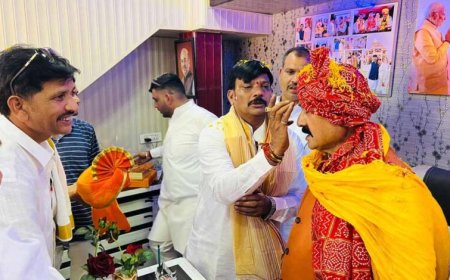 सिवनी में परशुराम जन्मोत्सव पर निकली भव्य शोभायात्रा, डॉ. नरोत्तम मिश्रा हुए शामिल