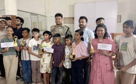 नक्सलगढ़ के युवा चमके: शतरंज में अंडर-15 में मयंक, अंडर-11 में अयांश ने जीता खिताब