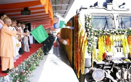 योगी सरकार की पहल से पूरी हुई वर्षों पुरानी इच्छा, सोमनाथ यात्रा पर निकले श्रद्धालुओं ने जताया आभार