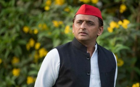 अखिलेश यादव का बड़ा दांव: सपा सरकार बनी तो 300 यूनिट बिजली फ्री, महिलाओं को 40 हजार पेंशन