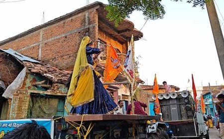 मां बिरासिनी धाम बिलासपुर में शिव प्राण प्रतिष्ठा की शोभायात्रा निकाली गई