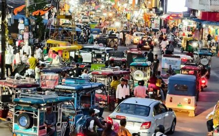 इंदौर में ट्रैफिक समस्या का समाधान, प्रशासन का कदम – अब ई रिक्शा पर लगेंगे रंग-बिरंगे स्टीकर और तय होंगे रूट