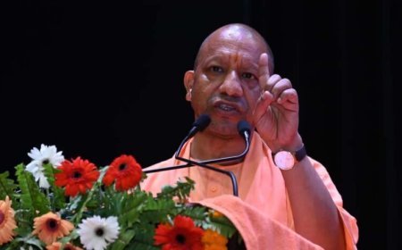 महिला विरोधी हैं कांग्रेस व सपा के कारनामे : मुख्यमंत्री