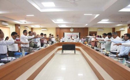 रायपुर : पर्यटन एवं संस्कृति मंत्री राजेश अग्रवाल ने दिलाई जनगणना शपथ