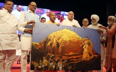 जातिवाद के नाम पर देश को लूटने वाले राष्ट्रद्रोहियों से सावधान रहें: सीएम योगी