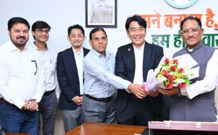 मुख्यमंत्री विष्णु देव साय से जापान के प्रतिनिधिमंडल की सौजन्य मुलाकात: निवेश, तकनीकी सहयोग और औद्योगिक विस्तार को लेकर हुई विस्तृत चर्चा