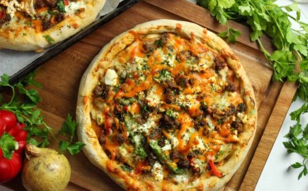 बची हुई रोटी से बनाएं क्रिस्पी पिज्जा, स्वाद ऐसा कि बच्चे भी मांगेंगे बार-बार