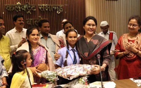 इसरो के यंग साइंटिस्ट प्रोग्राम में चयनित होने वाली हिमांशी साहू का कलेक्टर ने किया सम्मान इसरो के यंग साइंटिस्ट प्रोग्राम