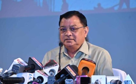 श्रमिक समाज की आधारशिला हैं और उनके बिना विकास की कल्पना अधूरी: श्रम मंत्री  लखनलाल देवांगन