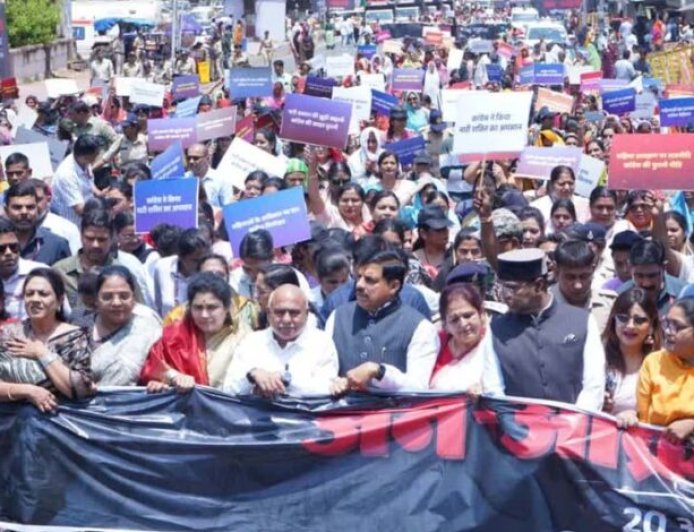 महिला आरक्षण पर सड़क पर उतरी BJP, भोपाल में ‘जन आक्रोश’ प्रदर्शन; CM ने विपक्ष को दिया कड़ा संदेश