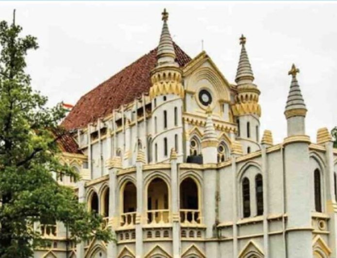 दिव्यांग बच्चों को स्कूल से निकालने पर हाईकोर्ट सख्त, चीफ जस्टिस ने DEO को तलब कर मांगी रिपोर्ट