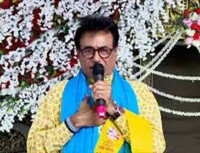 प्रयागराज में बागेश्वर धाम की कथा में नीतीश भारद्वाज ने धर्म और समाज पर रखे विचार