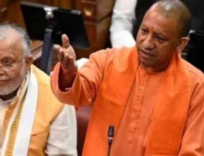 योगी आदित्यनाथ का सपा पर हमला, मायावती कांड से लेकर महिला योजनाओं तक घेरा