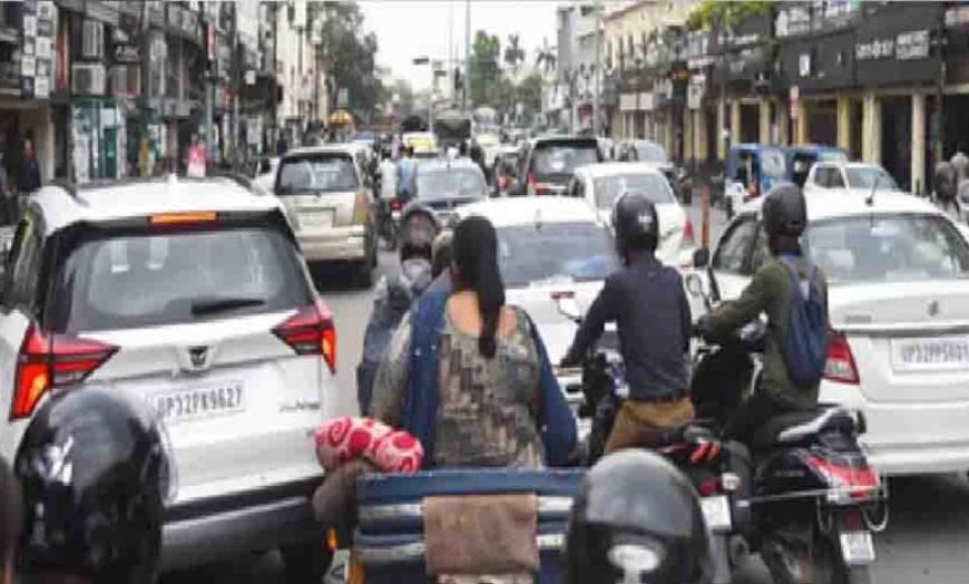 यूपी के 20 शहरों में ट्रैफिक के नए नियम लागू, स्कूल और दफ्तरों की छुट्टी के समय में होगा 15 मिनट का अंतर