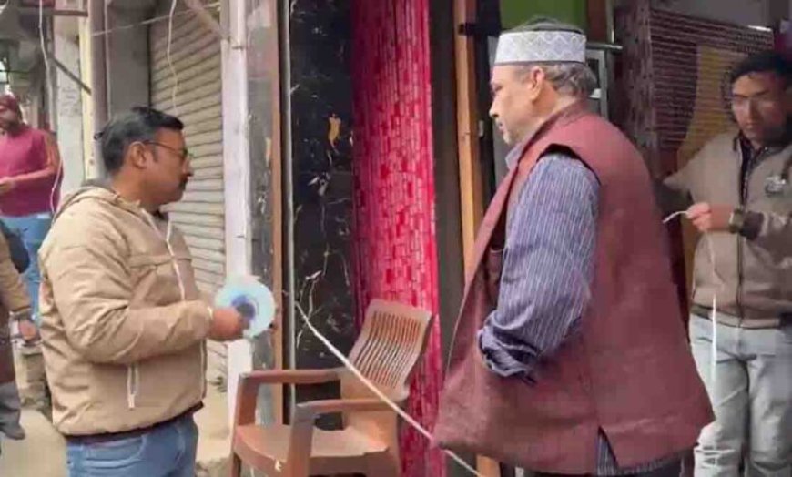 संभल में कब्रिस्तान की जमीन से अवैध कब्जे हटाने का रास्ता साफ