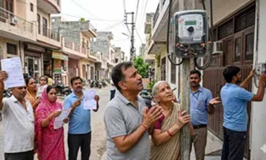 गाजियाबाद में स्मार्ट प्रीपेड मीटर से सोलर उपभोक्ताओं की बढ़ी परेशानी