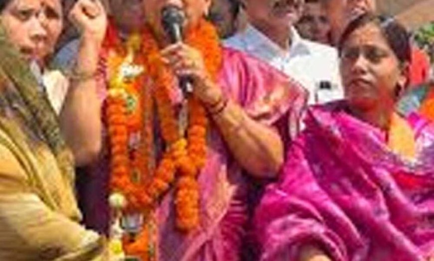 राज्यसभा में गूंजा ‘जय जोहार’: छत्तीसगढ़ महतारी और भोरमदेव मंदिर साड़ी में लक्ष्मी वर्मा ने ली शपथ