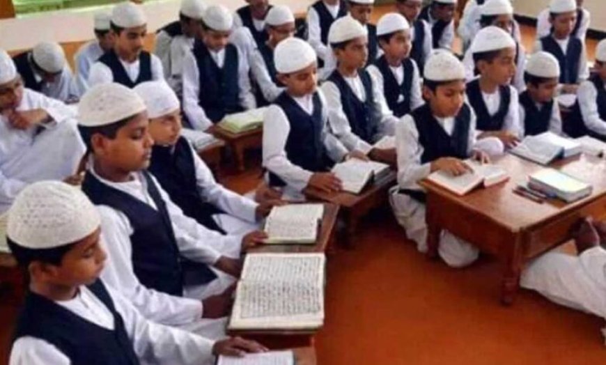 योगी सरकार के सुधारों से बढ़ा भरोसा, मदरसा बोर्ड परीक्षा में 18.29 % अधिक छात्र-छात्राओं ने लिया हिस्सा