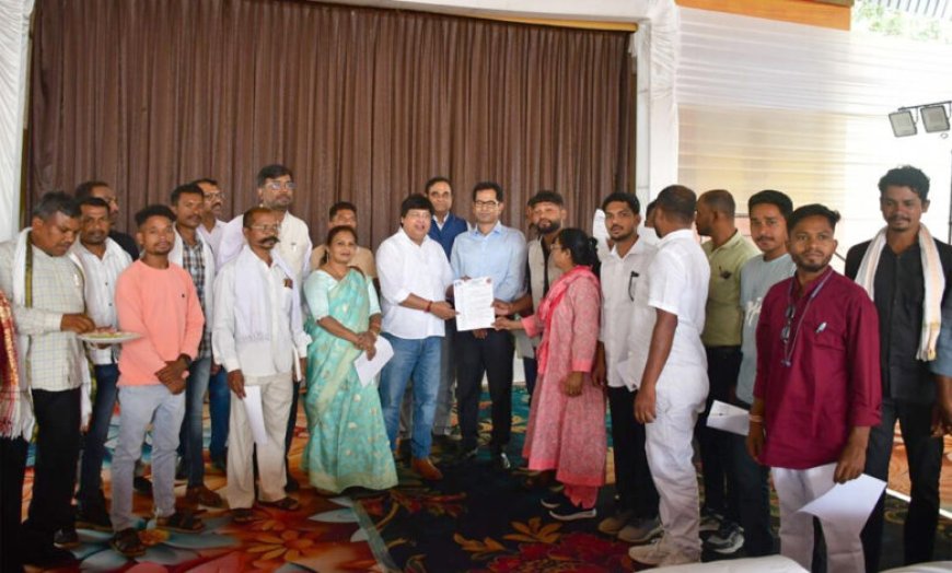 एनएमडीसी के शीर्ष नेतृत्व ने दंतेवाड़ा के पंचायत प्रमुखों से मुलाकात की, जल, बिजली और सड़कों पर कार्रवाई का दिलाया भरोसा