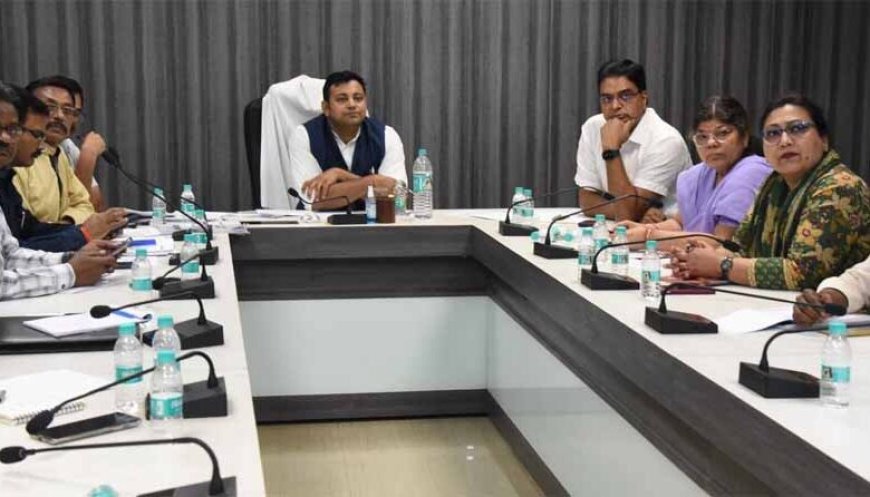 न्यू एज मीडिया में दक्ष बनें जनसंपर्क अधिकारी : आयुक्त रजत बंसल