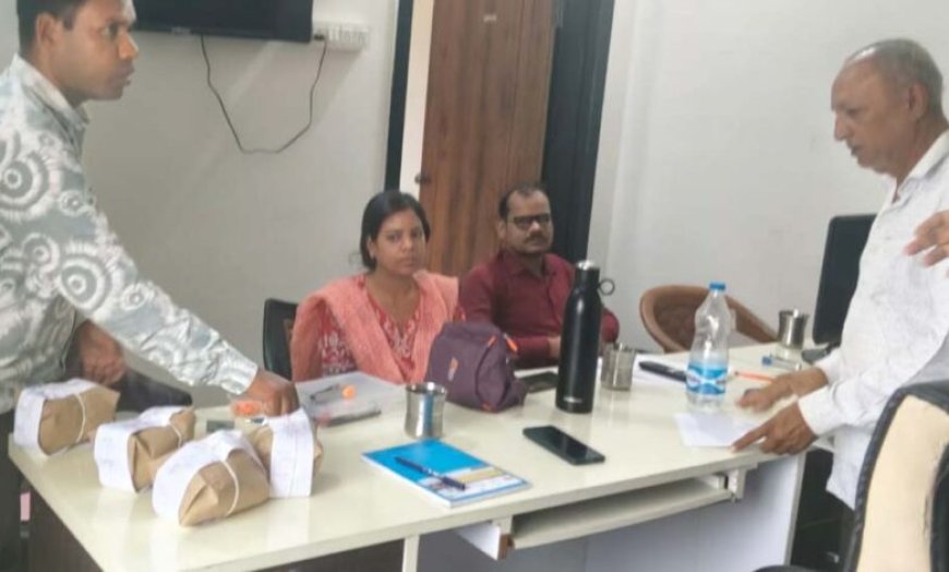 रायपुर : खाद्य एवं औषधि प्रशासन टीम ने की गुणवत्ता जांच,स्वच्छता में कमी पर दुकान को नोटिस