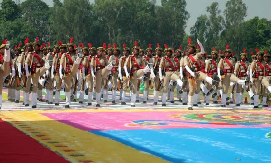 सीएम Yogi Adityanath की मौजूदगी में महिला आरक्षियों की शपथ, आत्मविश्वास से भरी दिखीं नई शुरुआत