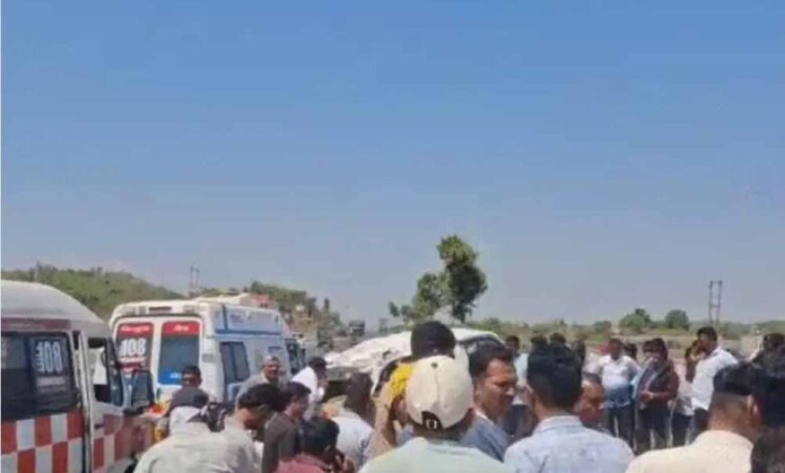 साबरकांठा में निजी बस ने यात्री वैन को टक्कर मारी, छह की मौत और आठ घायल