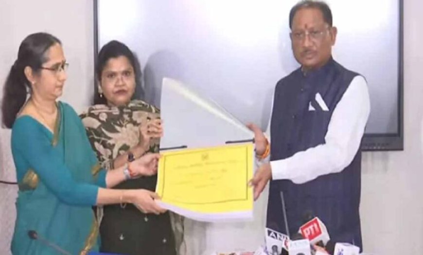 CG Board Result: 10वीं में 77.15% और 12वीं में 83.04% छात्र पास, बेटियों का दबदबा कायम