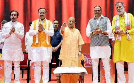 सीएम योगी ने श्रमिकों को दी विकास की नई सौगात, ग्रेटर नोएडा में श्रमिक सुविधा केंद्र, ईएसआईसी अस्पताल व विद्यालय का किया शिलान्यास