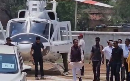 सरगुजा के ग्राम सिलमा में अचानक उतरा मुख्यमंत्री साय का हेलीकॉप्टर, खाट पर बैठकर सुनी ग्रामीणों की समस्याएं