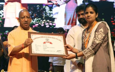 योगी सरकार में पारदर्शी भर्ती से खिले चयनित अभ्यर्थियों के चेहरे