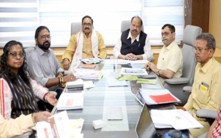 लघु उद्योग निगम के क्रियाकलापों को व्यापक स्वरूप देकर व्यवसाय और मुनाफा बढ़ाएं : मंत्री  काश्यप