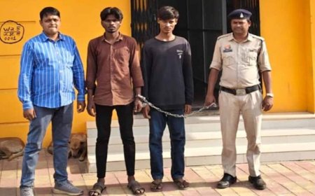 रायपुर कोर्ट परिसर में चाकू लेकर पहुंचे 2 युवक गिरफ्तार, पुलिस के चेकिंग अभियान में 8 संदिग्ध भी पकड़े गए