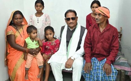 पक्के घर का सपना हुआ साकार : मुख्यमंत्री विष्णु देव साय ने लेमरू में हितग्राही धरम सिंह के नए आवास में कराया गृह प्रवेश