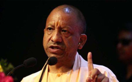 भीषण गर्मी पर सीएम योगी ने अधिकारियों को दिए कड़े निर्देश- राहत-बचाव को लेकर रहें सतर्क