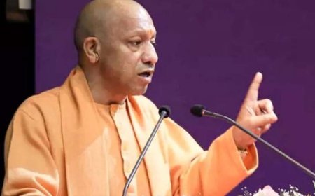 सड़क पर नमाज को लेकर CM योगी सख्त, बोले- प्यार से मानो, नहीं तो कानून अपना काम करेगा