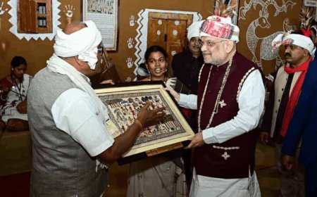 बस्तर की कला का राष्ट्रीय स्तर पर जलवा, अमित शाह और योगी आदित्यनाथ को भेंट हुई खास शिल्पकृतियां