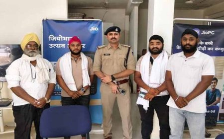 बंदूक छोड़ कलम और रोजगार थामेगा युवा