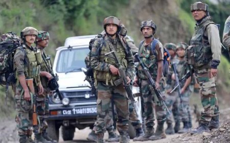 जम्मू-कश्मीर में बड़ा ऑपरेशन: बारामूला में आतंकी ठिकाना ध्वस्त, विस्फोटक बरामद