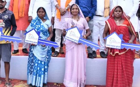 सुशासन तिहार: शासन की योजनाओं का लाभ अब सीधे गांव तक: विधायक  मोहले